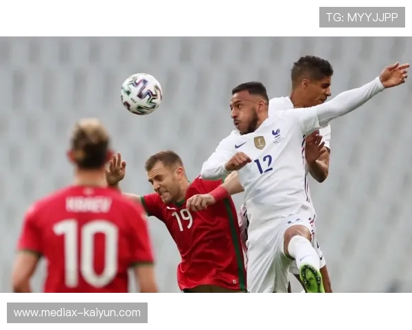 巴萨3比1击败埃尔切 亚马尔破门后更改庆祝动作引发外界热议